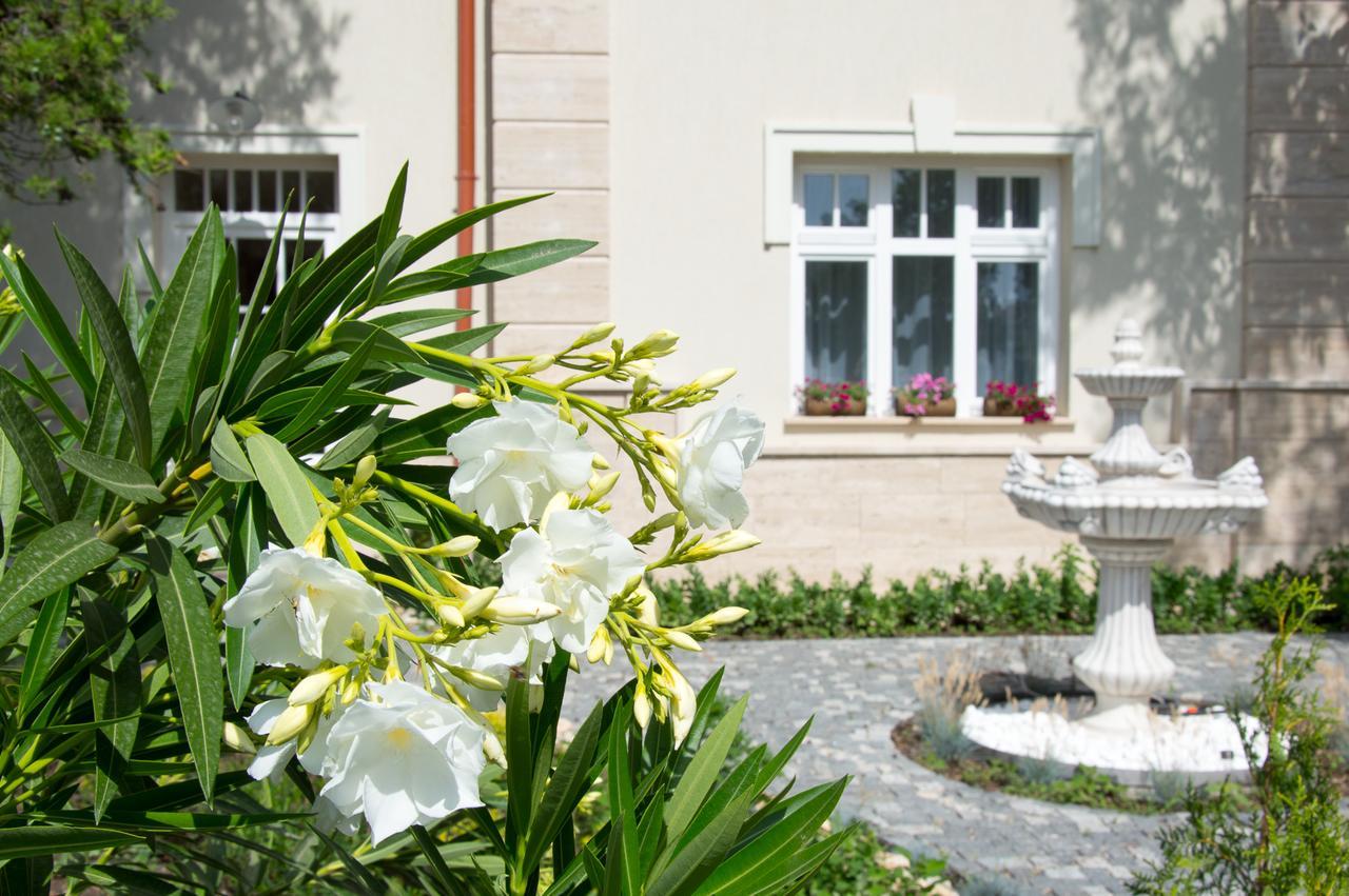 Villa Fontana Balatonfüred Buitenkant foto